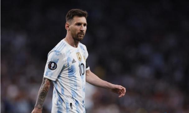 网络声讨农民养老金背后的流量逻辑